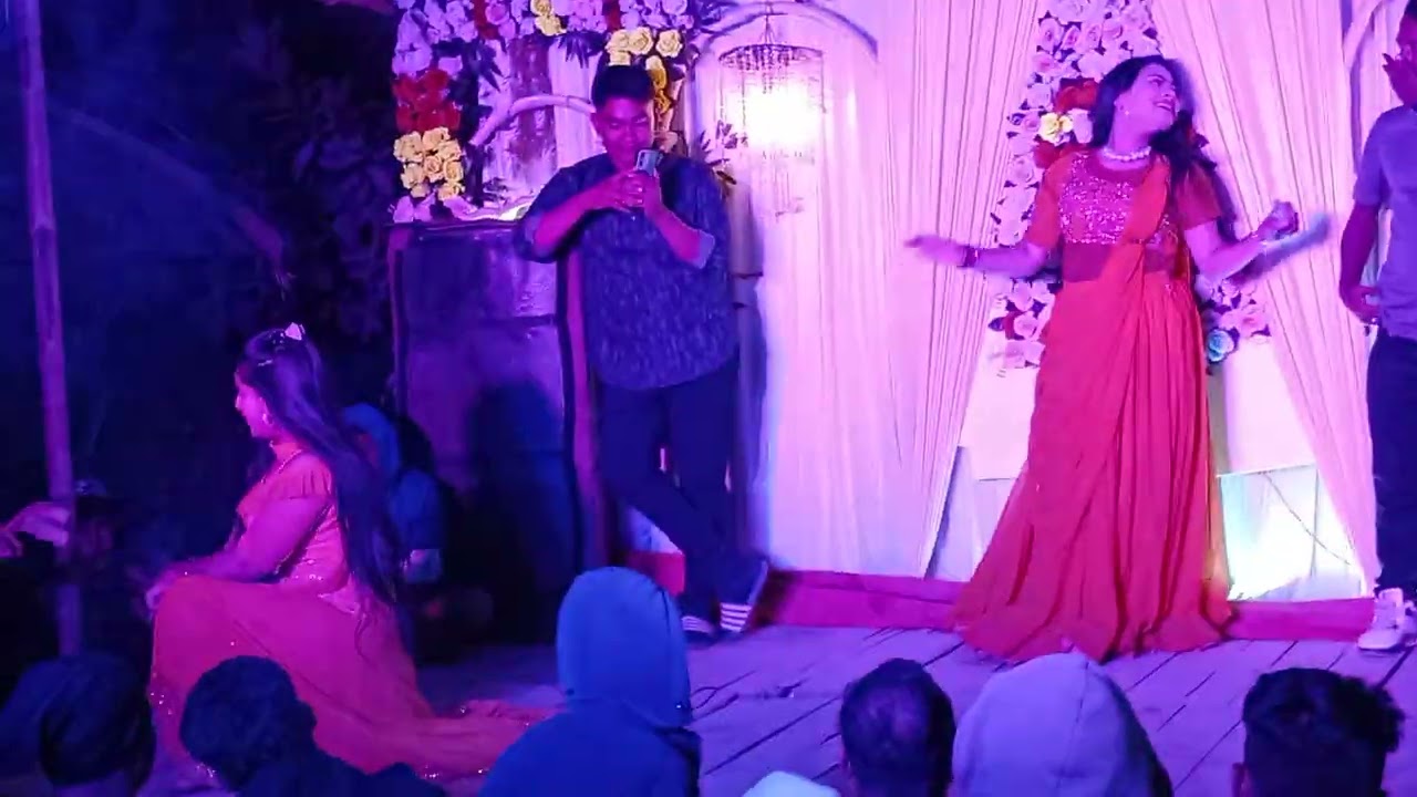 সেরা ডান্স ভালো লাগলে লাইক দিয়ে শেয়ার করুন 