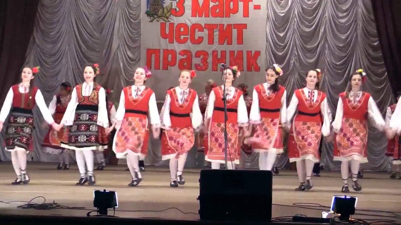 Образцов танцов ансамбъл 