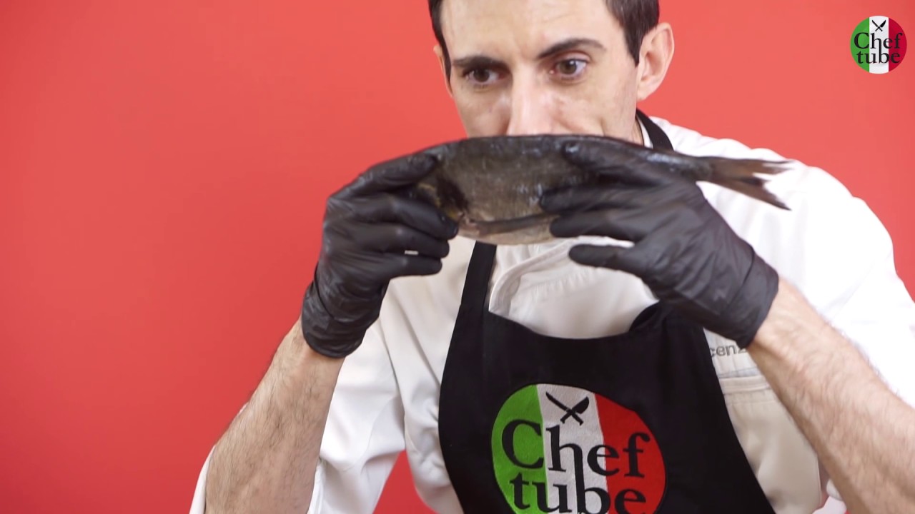 Дорада в соли, запечённая рыба сибас в соли Cheftube