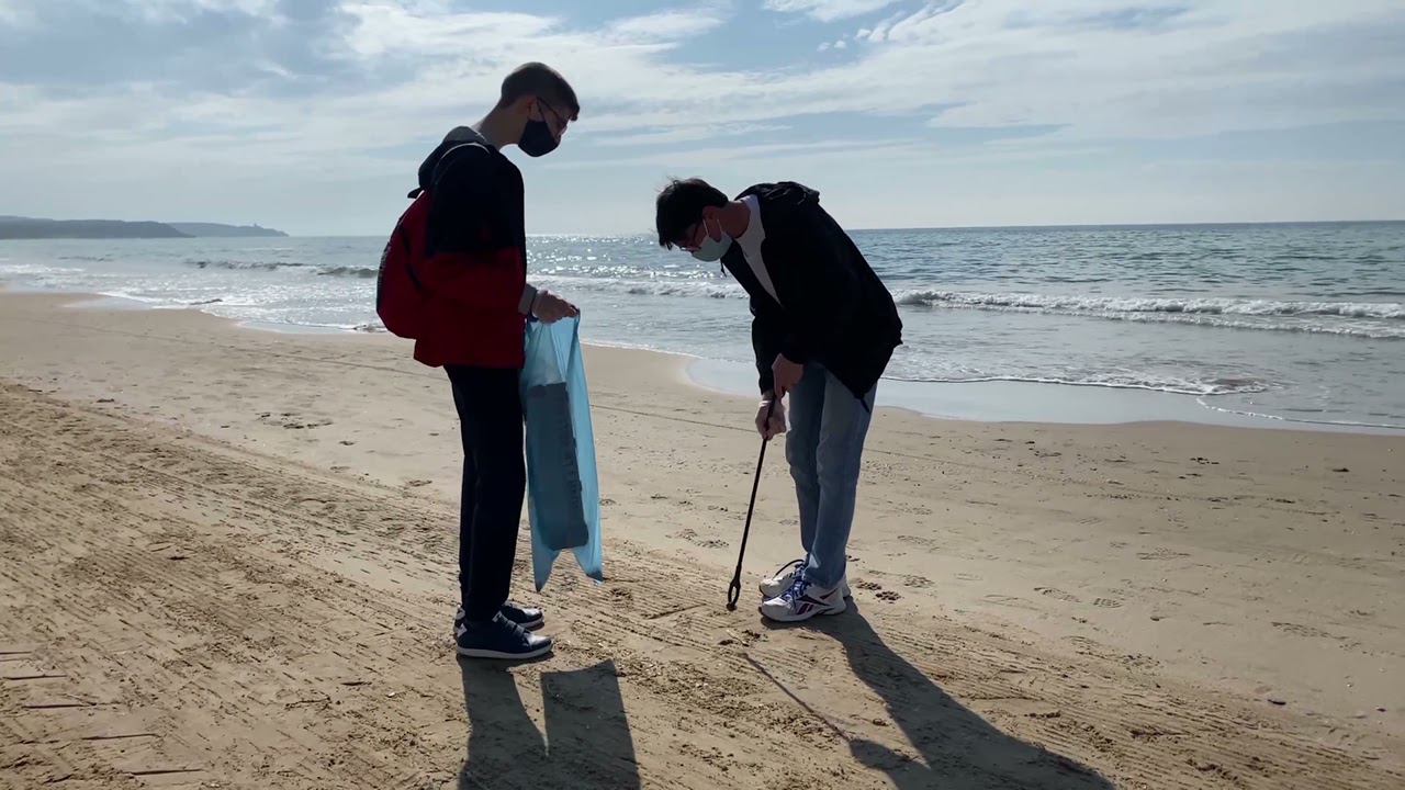 Turó Clean Up Day: compromís per a canviar el món