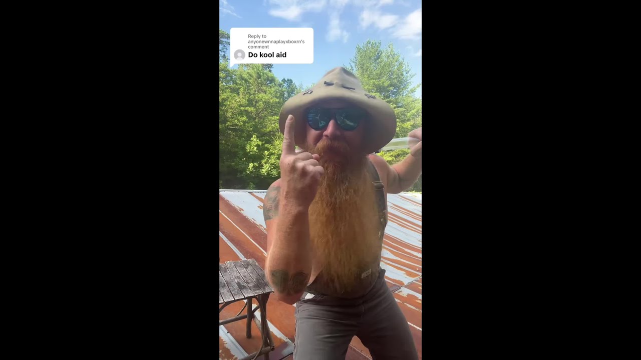 Kool-Aid w Biersticku&hellip; co mogłoby p&oacute;jść nie tak? 😳🤠