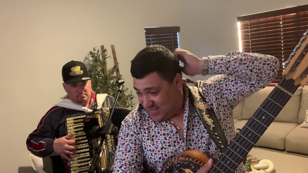 Que chulo ojos- los morros de norte en vivo en Coachella