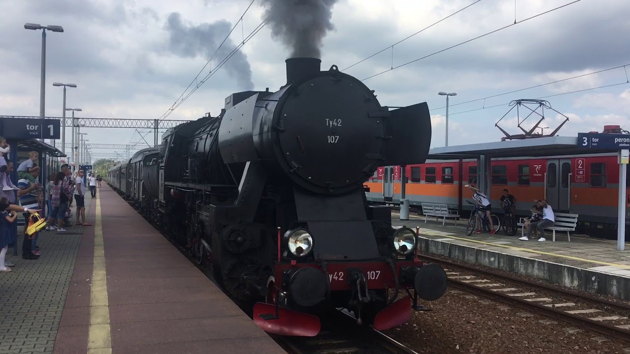 Wadowice. Pociąg retro na stacji. 9 września 2018