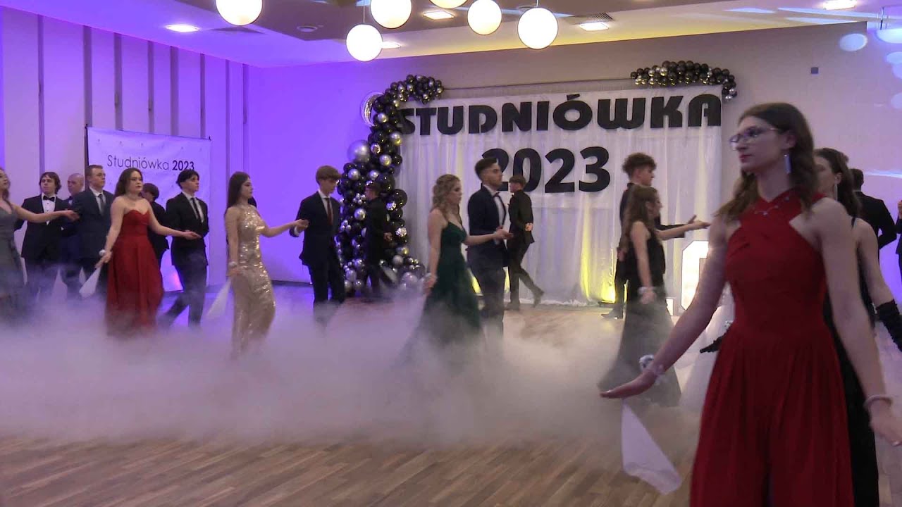 Studniówka Liceum Ogólnokształcącego im. Bolesława Chrobrego w Bielawie
