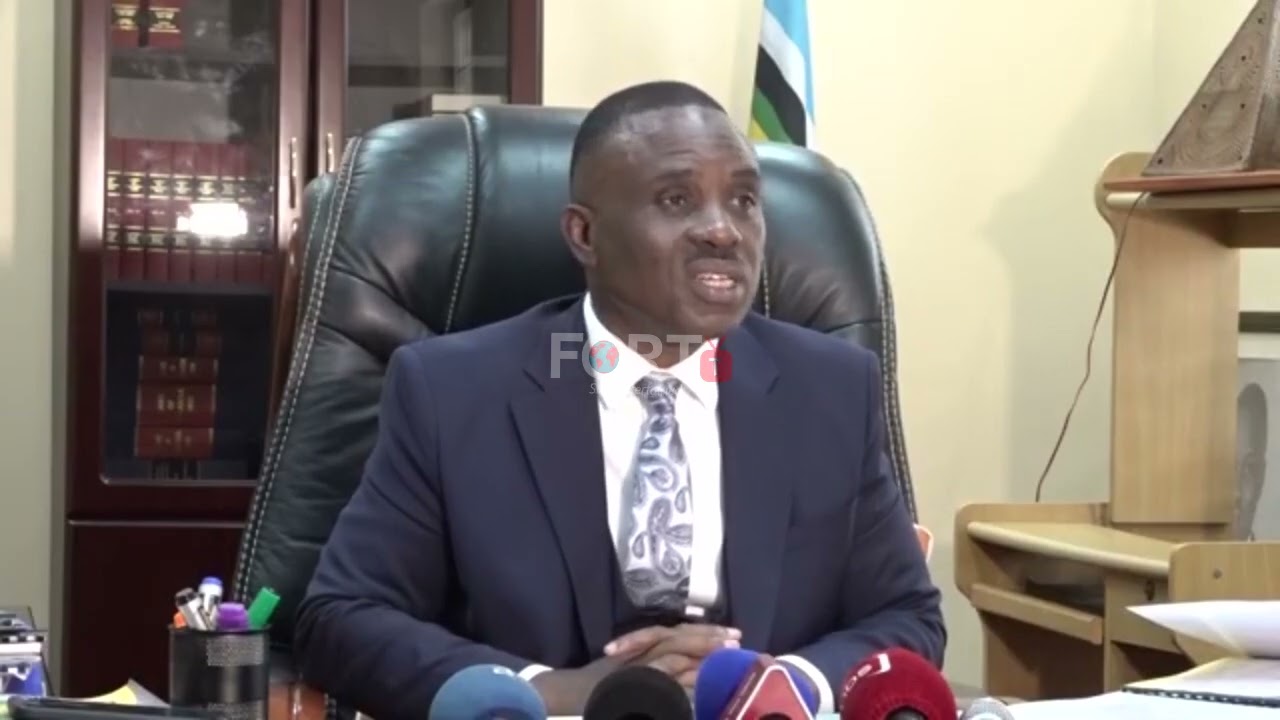 KAMPALA PARALYZED BY HEAVY FLOODS AS LUKWAGO BLAMES HAMIS KIGGUNDU FOR WORSENING DRAINAGE CRISIS