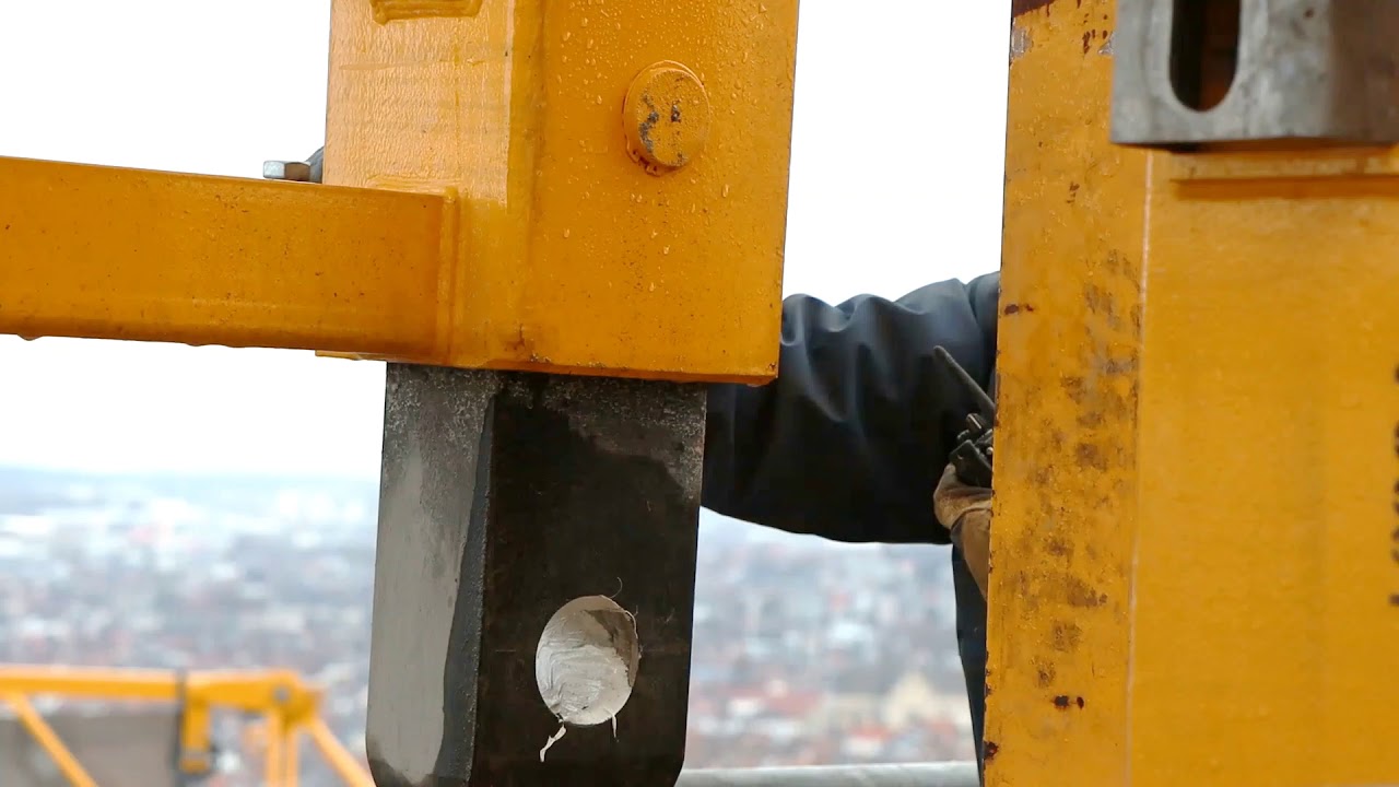 Van der Spek NV_Climb out a Liebherr 280 EC-H12 Litronic