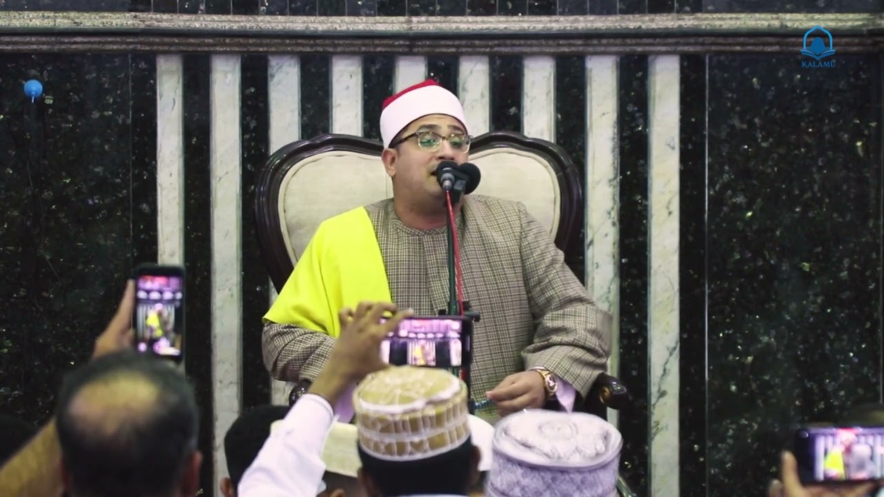 Qari Mahmood Shahat Bingwa wa kusoma Qu-ran toka Misri akikonga nyoyo za waumini Tanzania