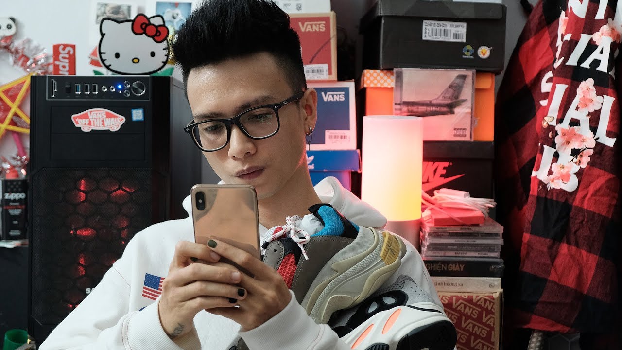 Top 5 đôi giày dad shoes / chunky sneaker năm 2018 của Người Lạ