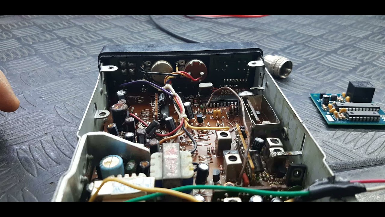 COMO INSTALAR  PLACA DE  ROGER BEEPS MP3 NO COBRA 19DX
