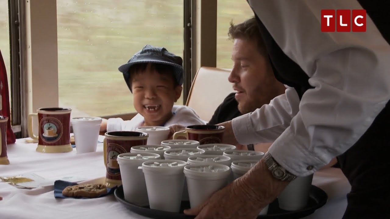 Will and Zoey Ride the Polar Express | The Little Couple