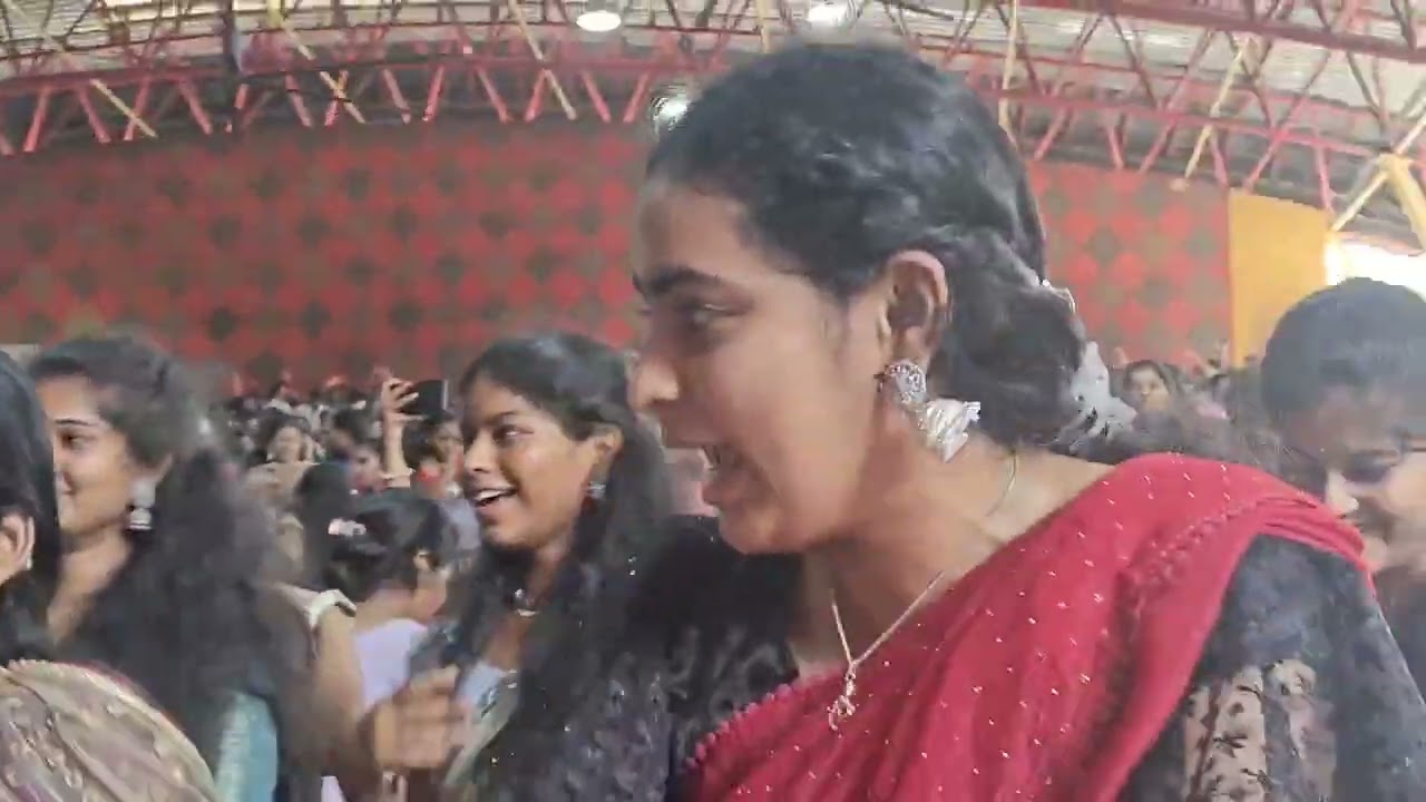 Dance perfomance at college event 🤍