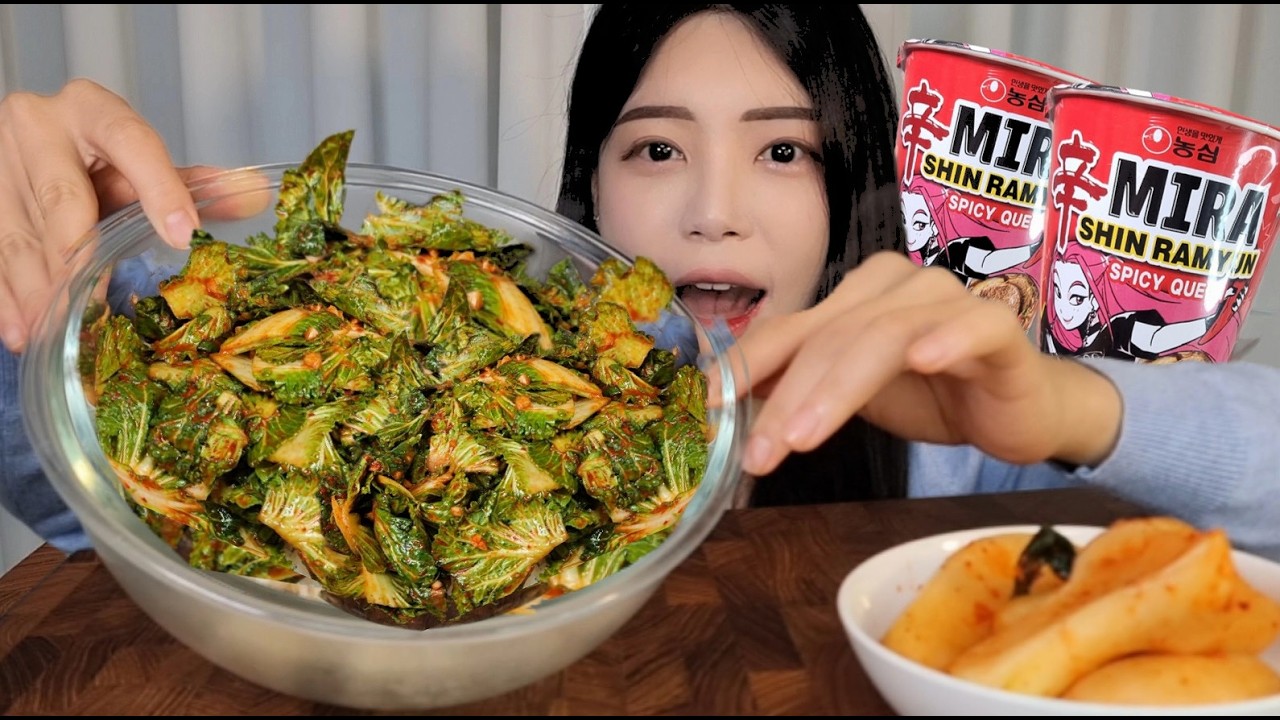 [MUKBANG]💥고기폭탄💥 🥬봄동비빔밥🥬| Spring Cabbage Bibimbap with samgyeopsal