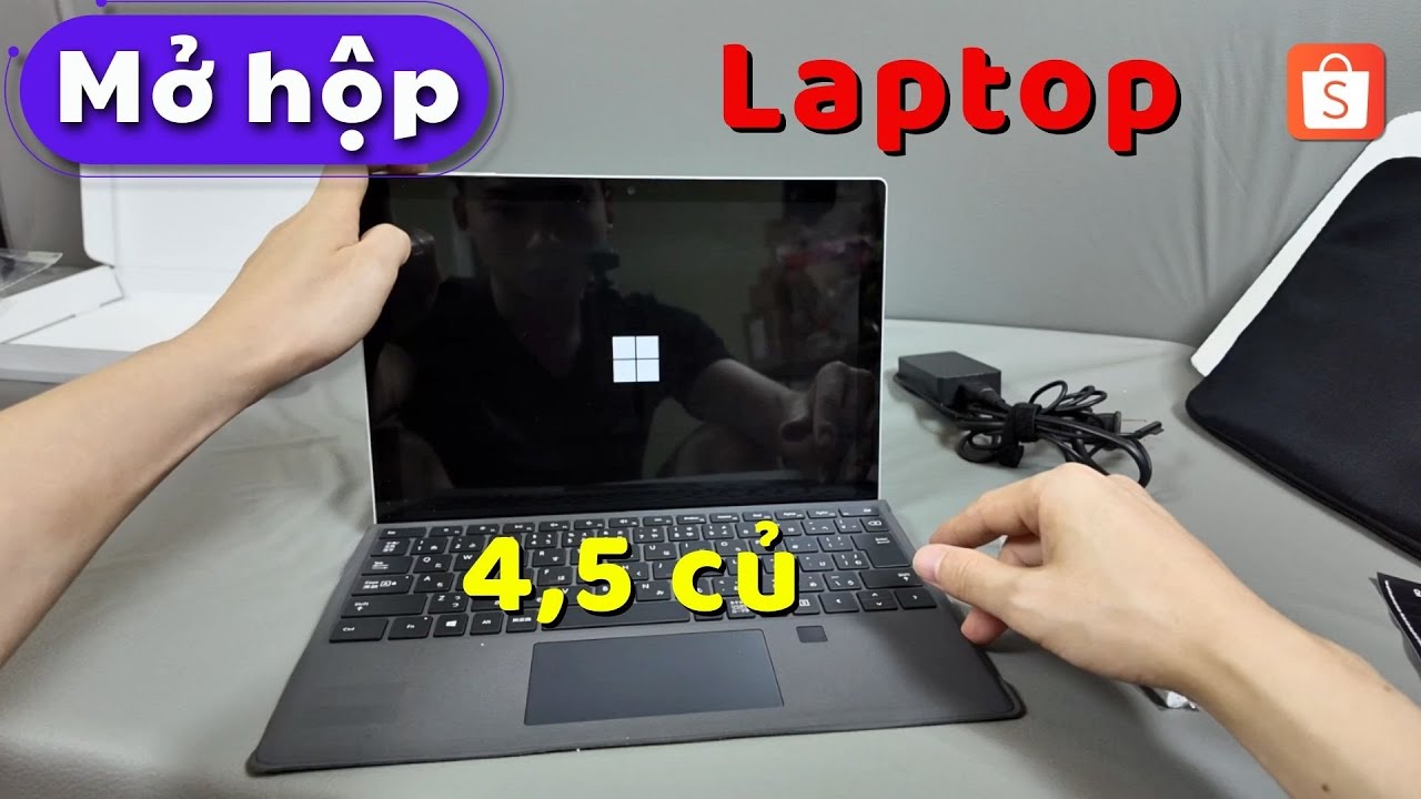 Unbox Laptop Microsoft - Surface Pro 5 giá 4,5 củ trên Shopee có gì ?