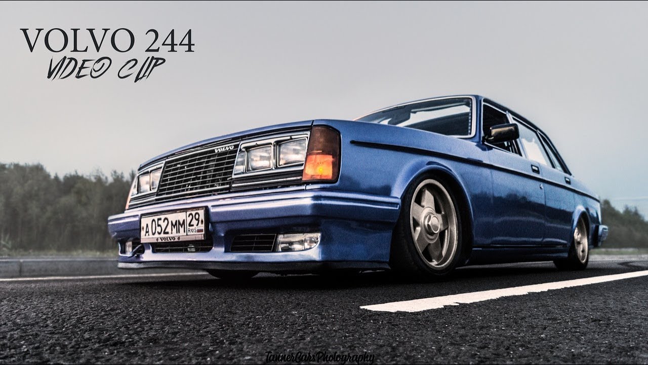 Volvo 244. Video clip.