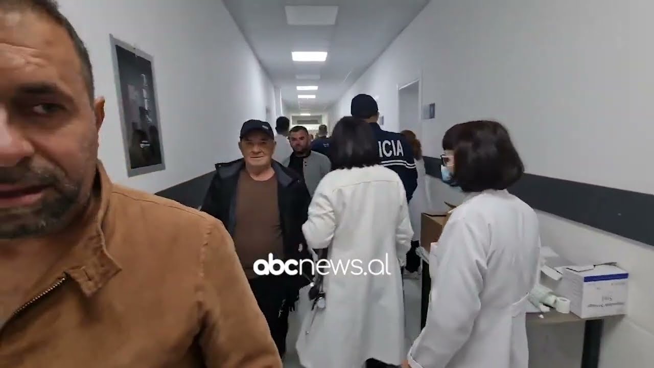 Zjarri në Lushnje/ Shefja e urgjencës:40 persona në spital. Banori: Mbetëm brenda për 1 orë e gjysmë