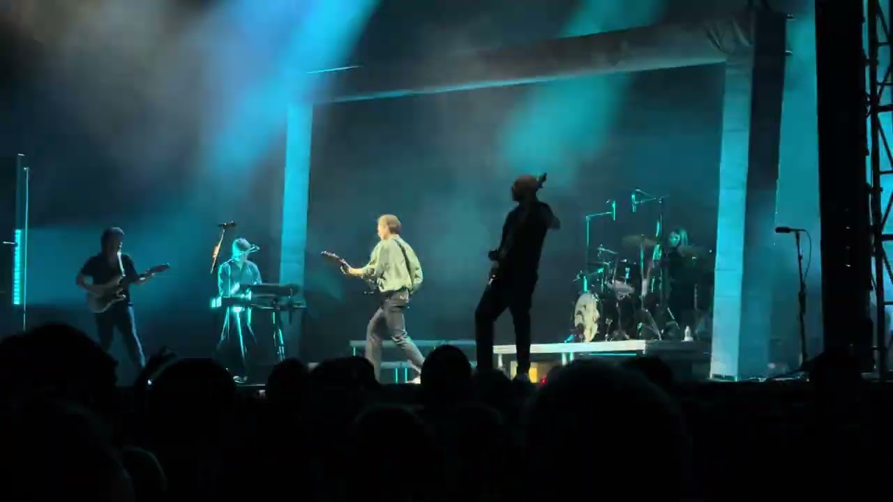 Franz Ferdinand – 40' (@ Coca-Cola Arena, Dubai, 13.12.25)