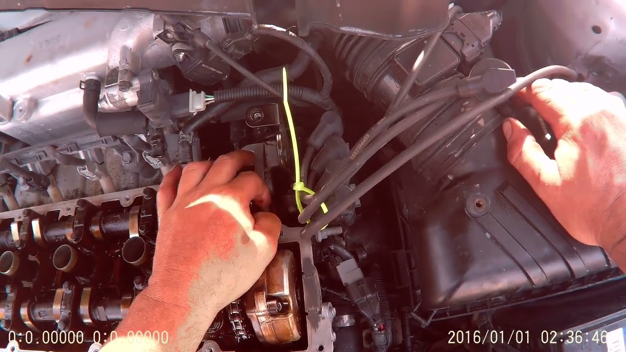 2005 HYUNDAI ELANTRA GT VALVE COVER GASKET REPLACEMENT PART2
