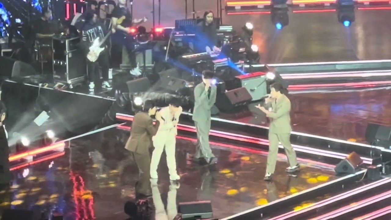[12.13.23] Ere - juan karlos with Kyle, Elijah, Ziajian … at Forever Grateful Christmas Special 2023