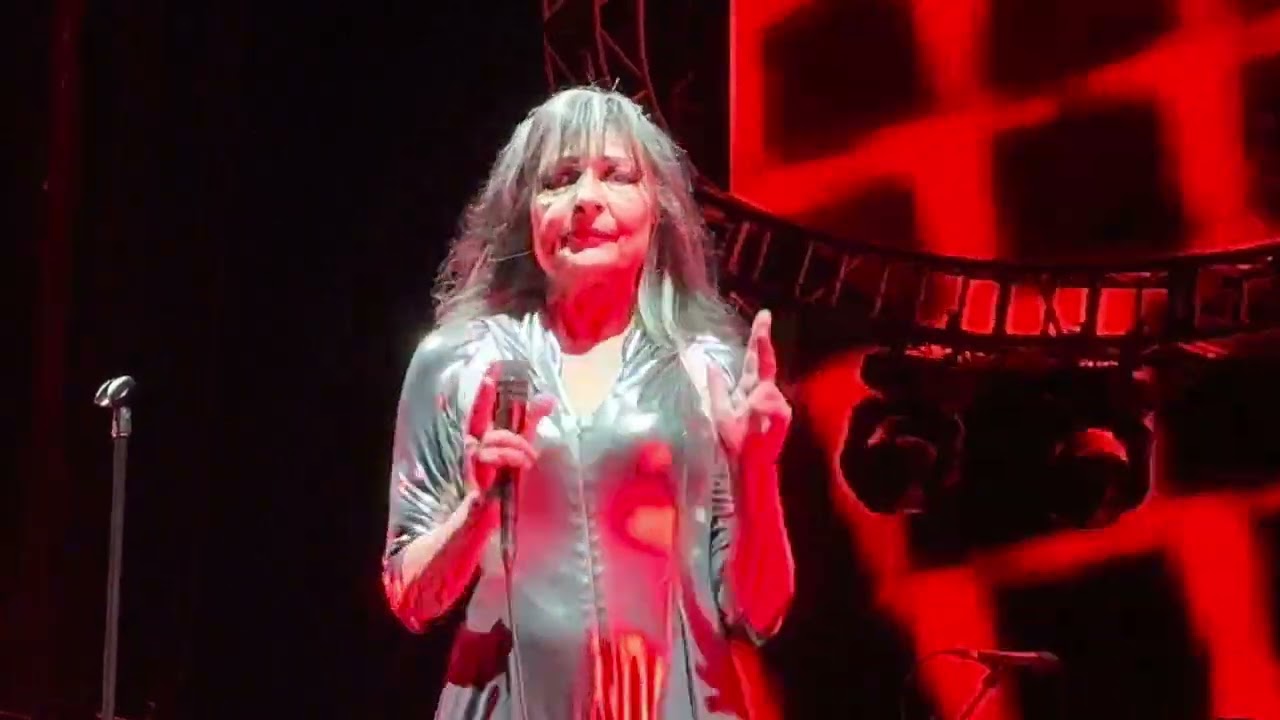 Siouxsie - Kiss Them for Me - Cruel World - Pasadena, CA - 5/21/23