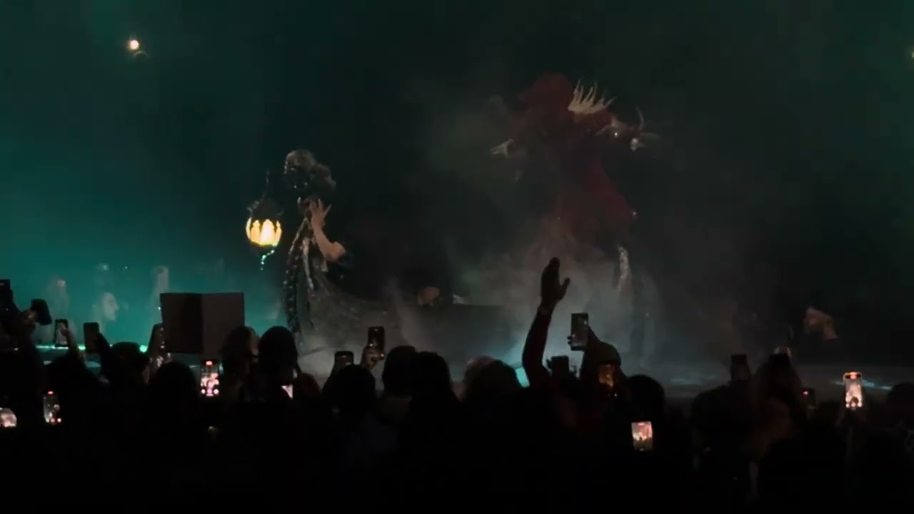 Lady Gaga - Shallow Manchester Night 1