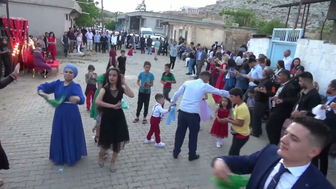 KAMERAMAN SELAMİ FARKİYLA SUVARLİ SERKAN IN DÜĞÜNÜ 3