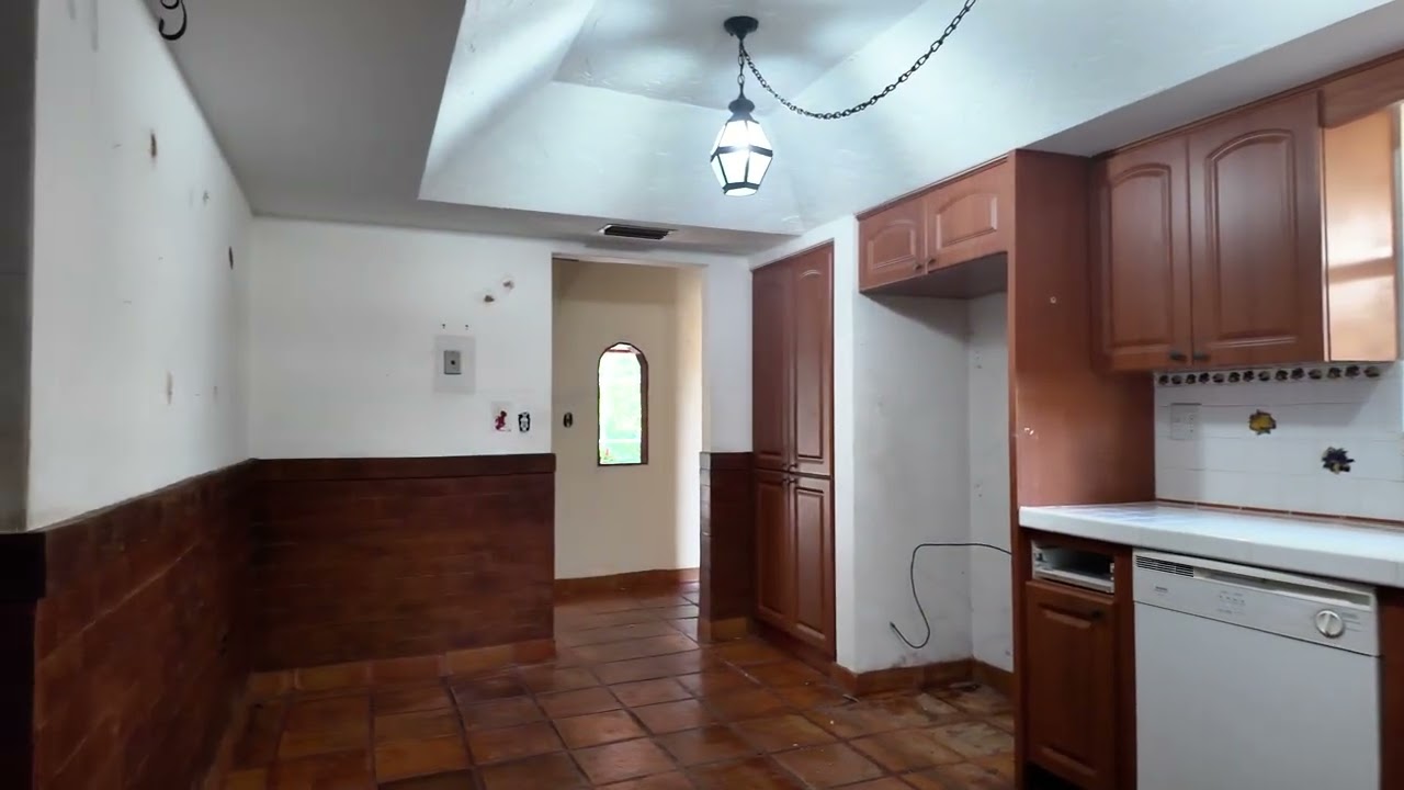 12351 SW 107th Ave, miaMi, FL 33176