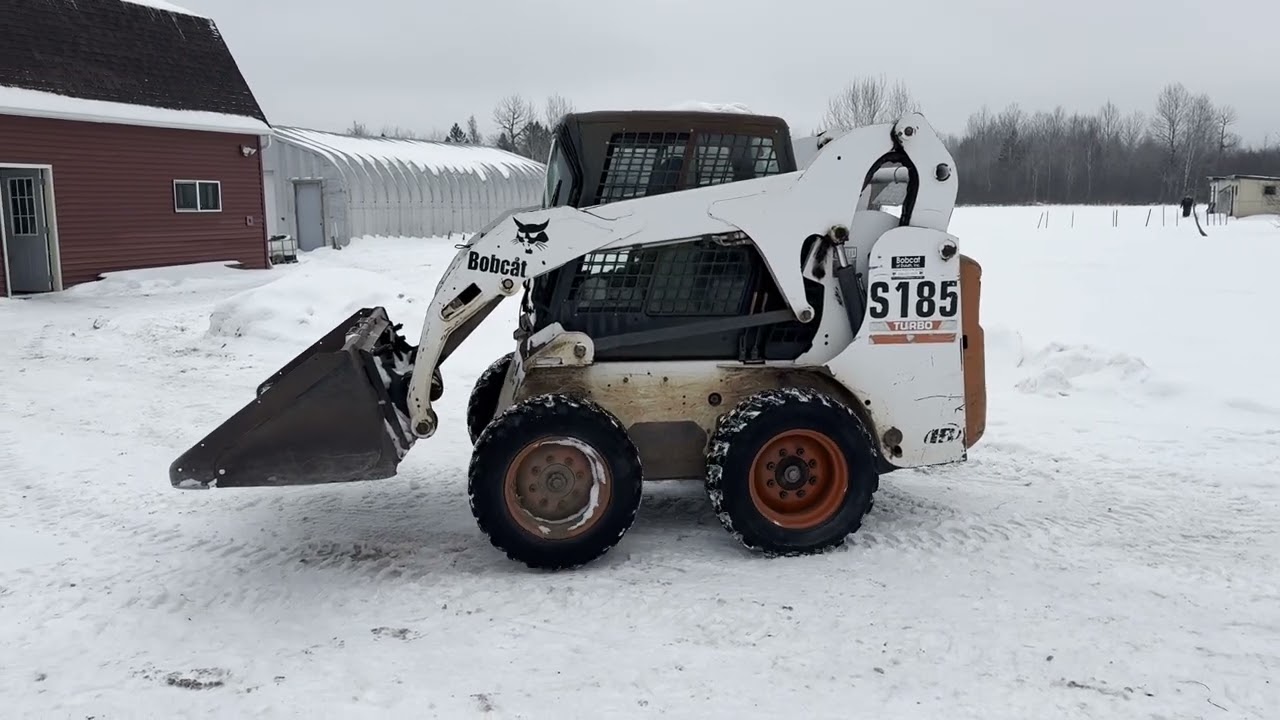 BOBCAT S 185 SKID STEER