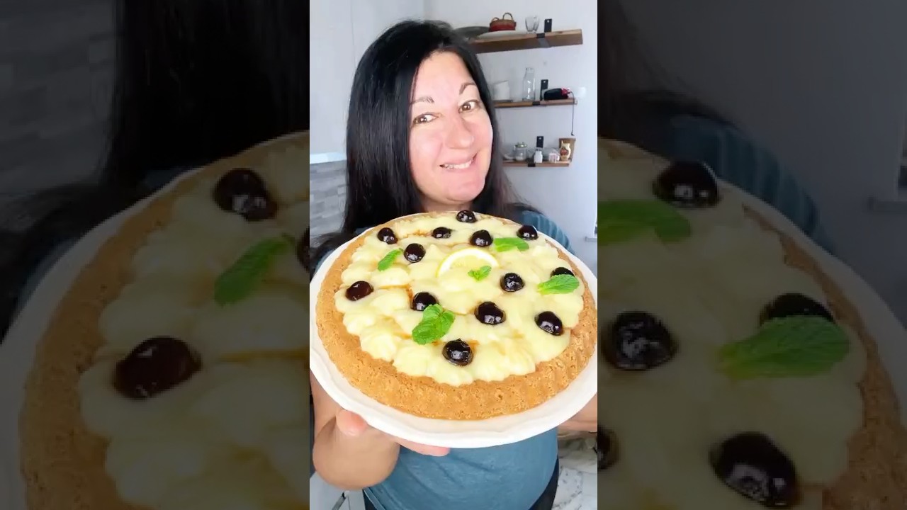 Crostata morbida limone e amarene, veloce e deliziosa - Ricette che Passione