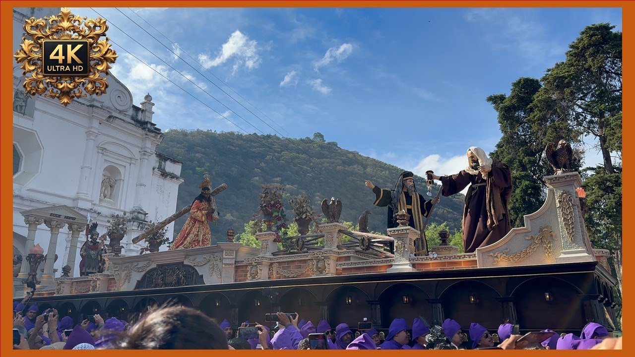 Salida del Solemne Cortejo Procesional de Jesús Nazareno de la Humildad - San Cristobal el Bajo