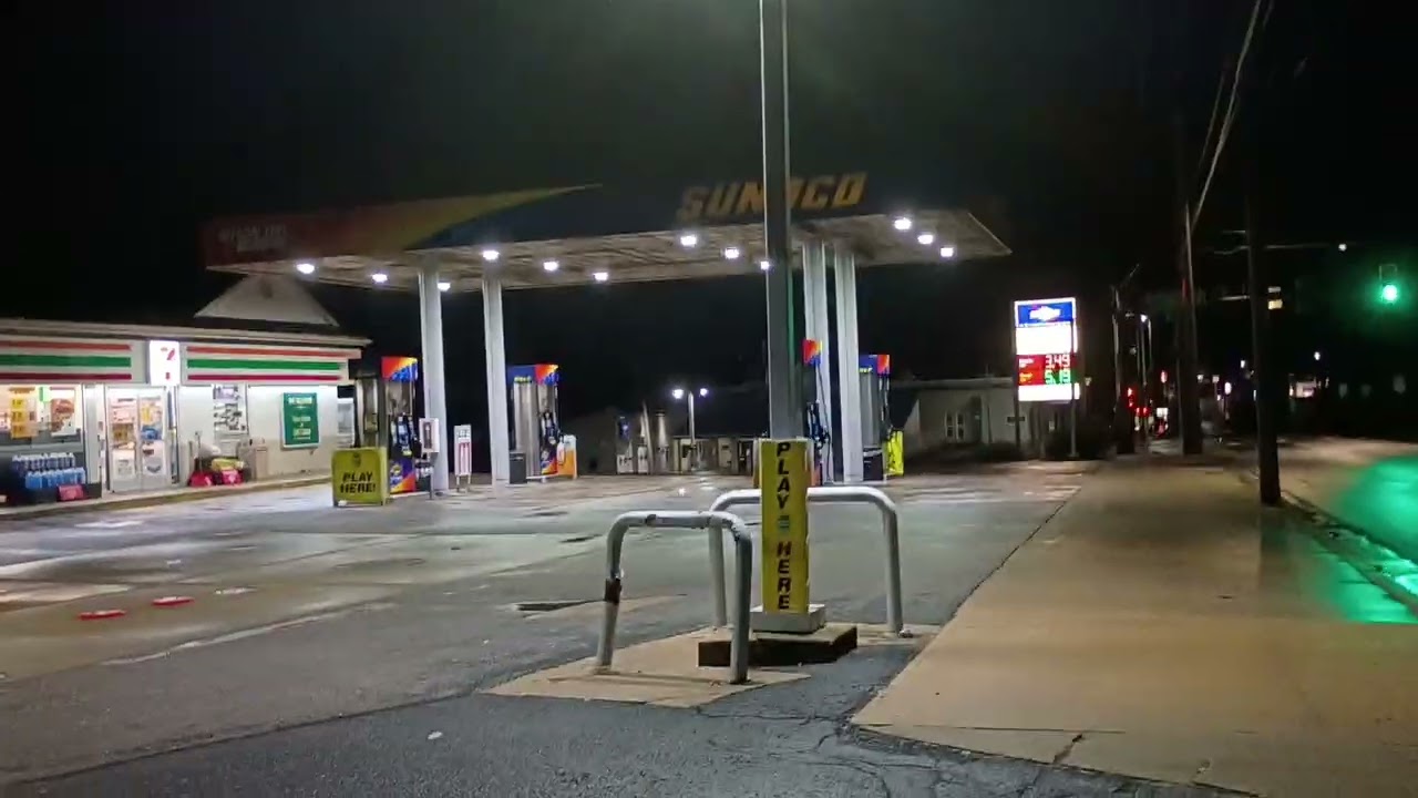 Прогулка рано утром 11.03.2026 по улице N Fairview/Center St до 7/11, затем обратно на улицу N Fa...