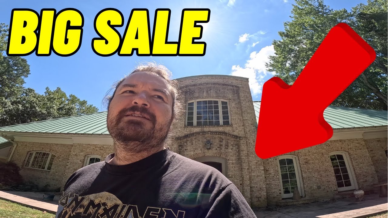 The Middle Of Nowhere! Tons of Vintage Toys and Antiques!