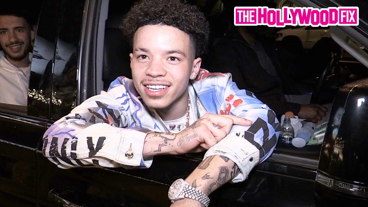 Lil Mosey Speaks On His Relationship With Dixie D'Amelio, New Music & 6ix9ine At Saddle Ranch