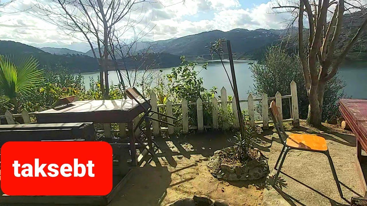 la beauté de la Kabylie (place taksebt)