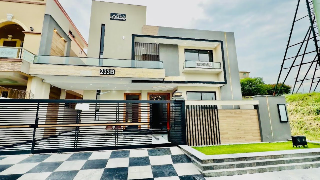 12 Marla Most Demanding House Available For Sale In Media Town Rawalpindi 