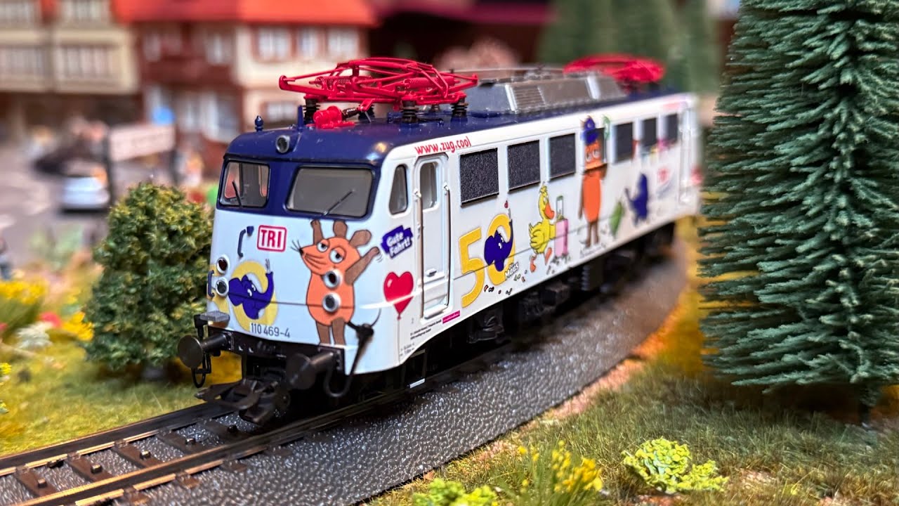 [NEUHEUT] - Endlich Da - Der Elefantenexpress - 50 Jahre der Elefant