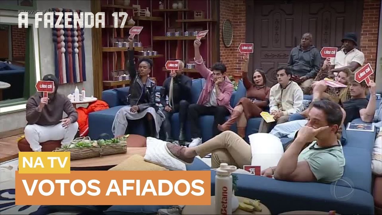 Peões dão ganho de causa para Rayane durante Tribunal Rural | A Fazenda 17