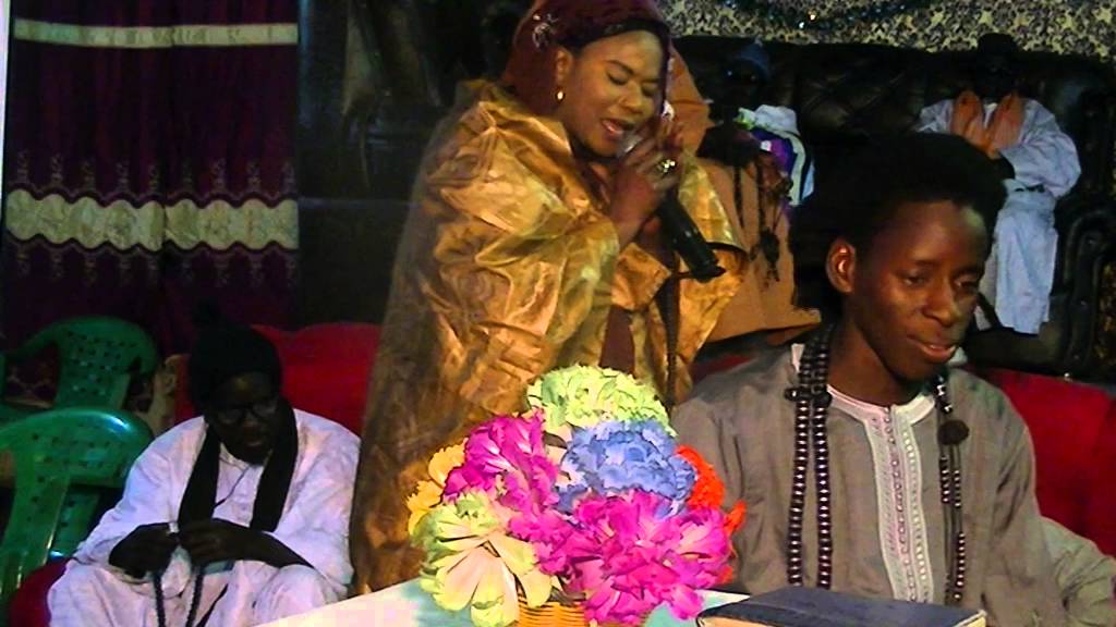 BAYE SERIGNE NDIAYE Partie 3 THIANT ANNUEL DAARAY WOLOF NDIAYE Décembre 2015 mp4