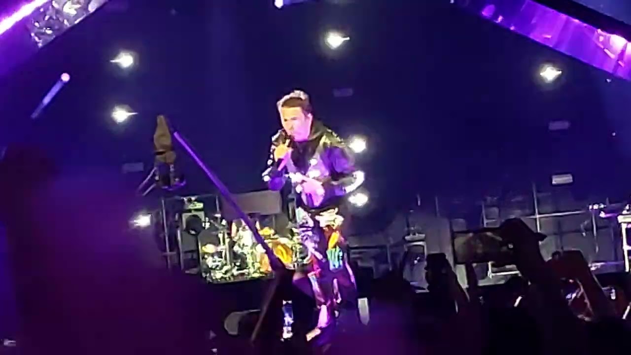 Muse - Starlight - Roma stadio olimpico  18/07/23