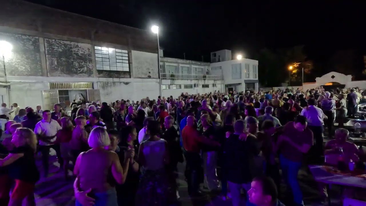 EXPLOSIÓN de alegría y una CONVOCATORIA TREMENDA en BRINKMANN!! Gracias por acompañarnos!!