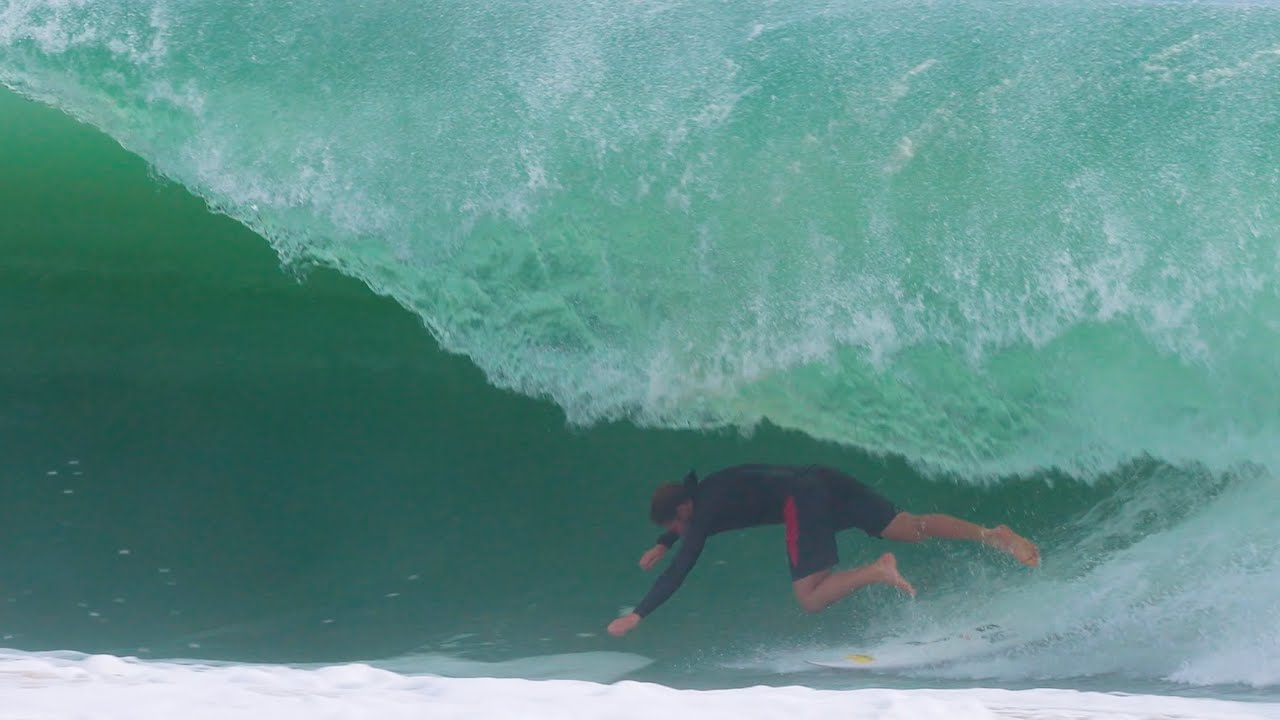 &ldquo;THE BLUFF&rdquo; PANAMAS HEAVIEST BEACH BREAK!