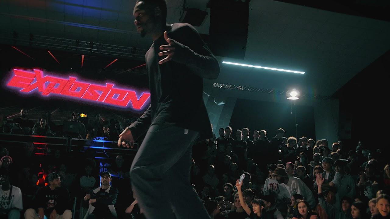 LBaby fox vs Razane /  Hip Hop pro 1/8  Explosion Battle 2011