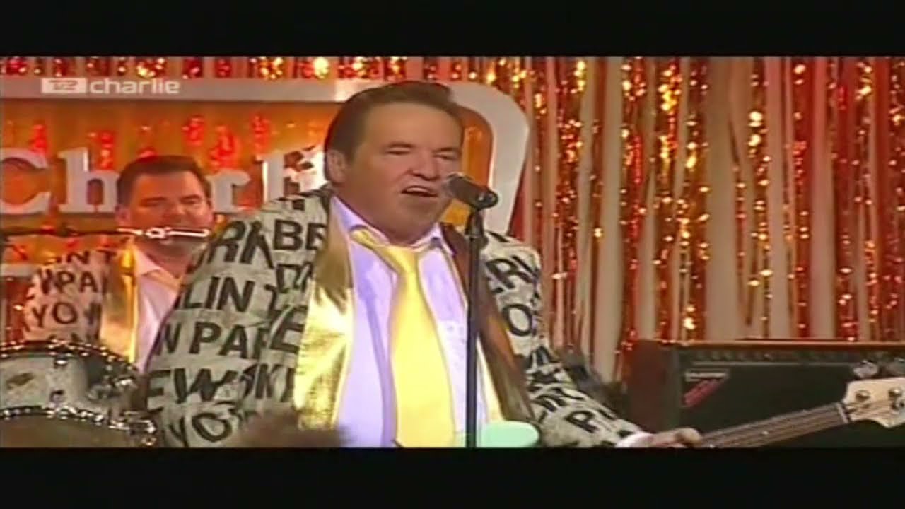 Kærligheden Brænder - Fede Finn & Funny Boyz (Top Charlie)