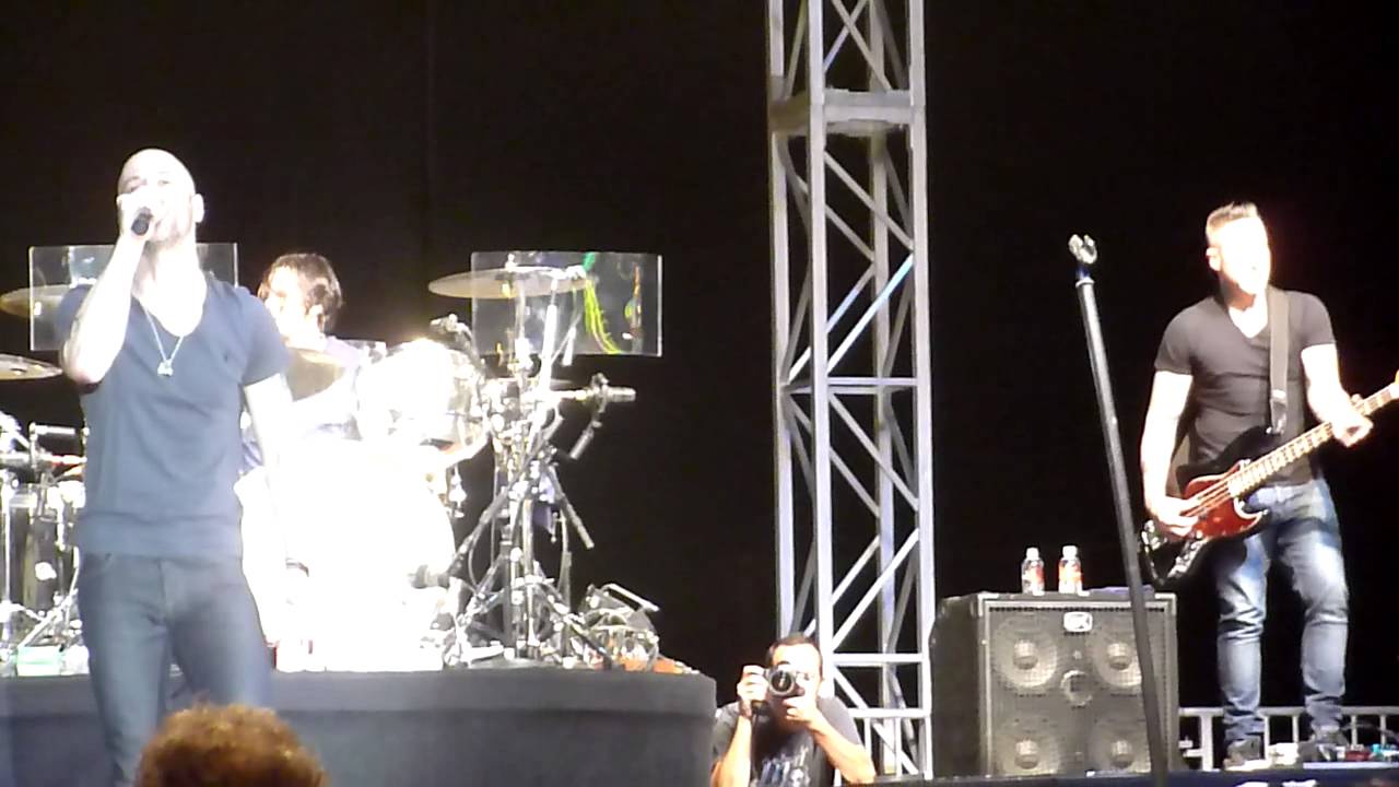 Daughtry ~ Long Live Rock and Roll