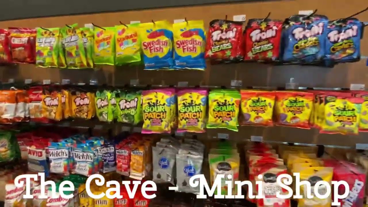 Seattle University dorm tour (Campion Hall SU) The Cave & Ba Bar restaurant Washington #seattle USA