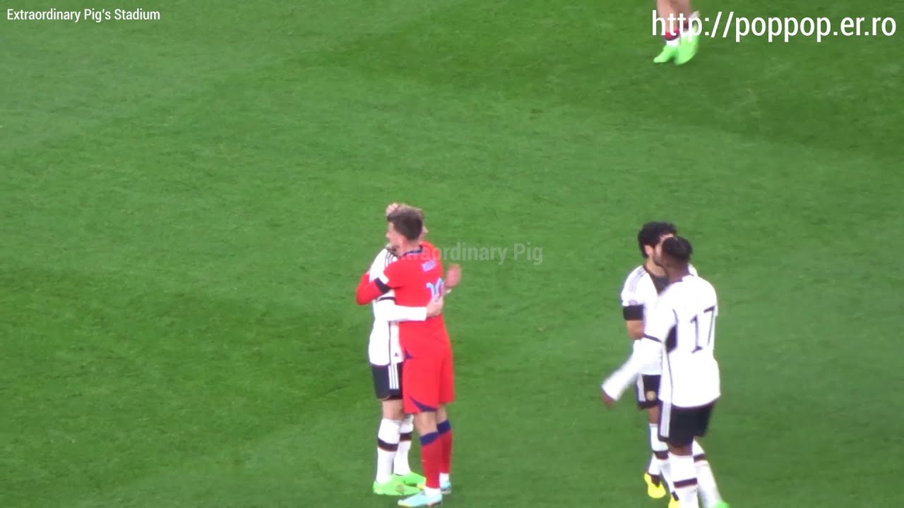 Timo Werner,Kai Havertz hugging Mason Mount,Reece James,Tammy Abraham(from Chelsea) 20220926