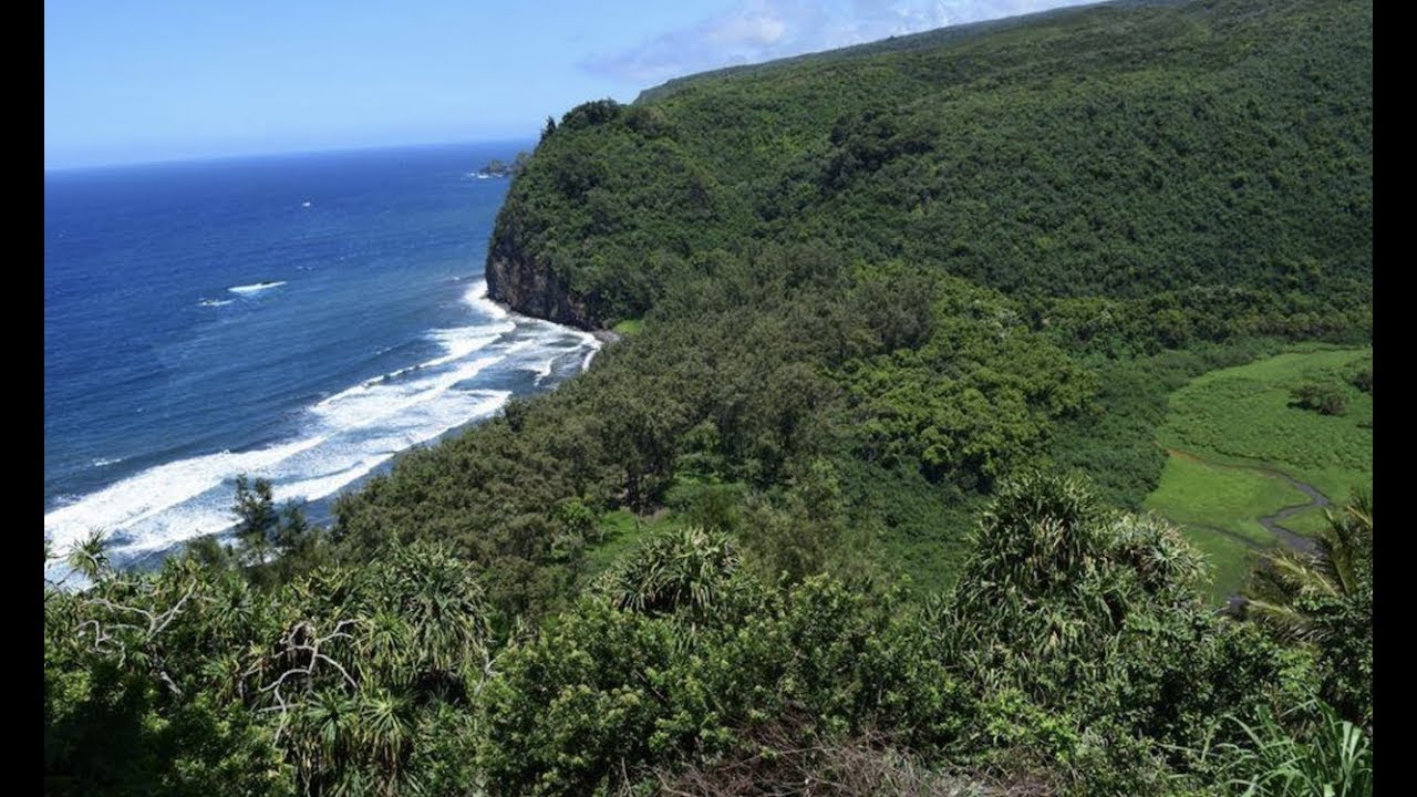 The Hike Down to Pololu Valley in 4k