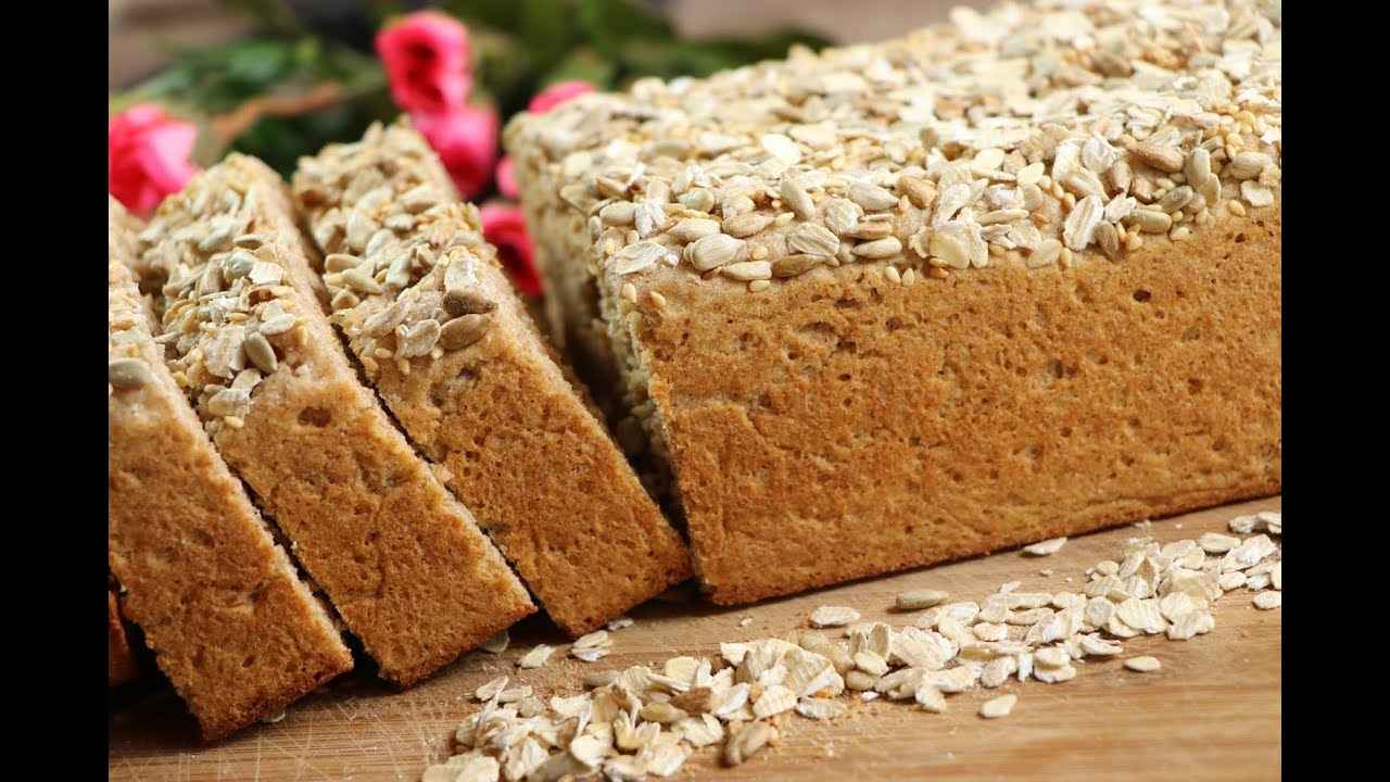 الخبز الصحي بالدقيق القمح الكامل والشوفان بدون زيت ولا زبدة الخبز الاسمر