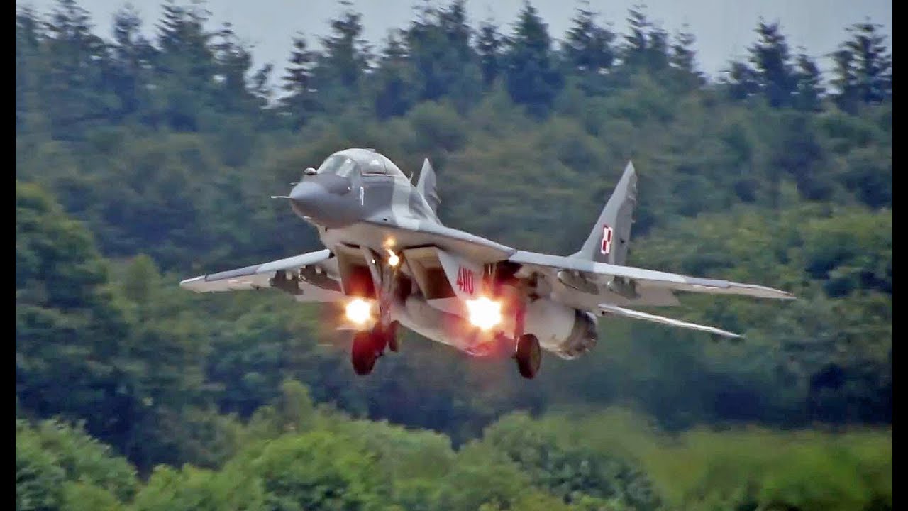 Mig 29 Polish Air Force Arrives at Gilze-Rijen Opendag 2014