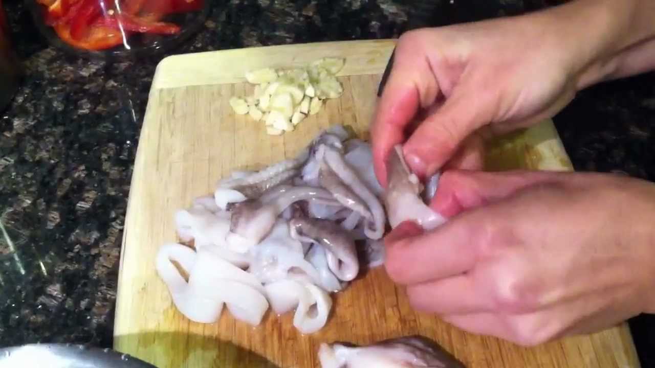 How to clean a baby octopus