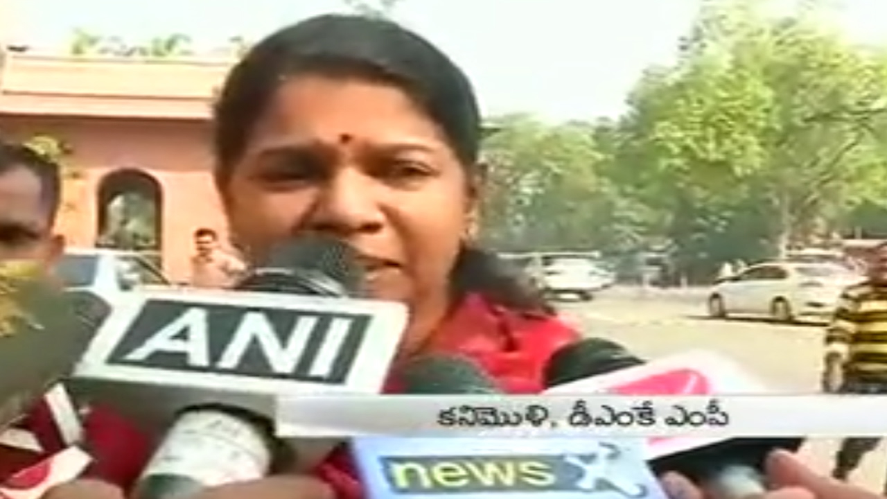 DMK MP Kanimoli Says We can not interfere in the internal affairs of the party - Watch Exclusive